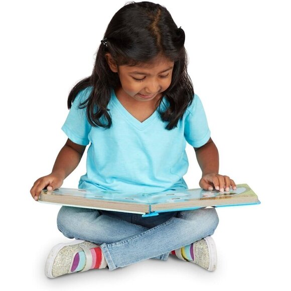 NWOT Melissa & Doug Children's Book -Poke-a-Dot: Old MacDonald’s Farm Board Book - Picture 8 of 8